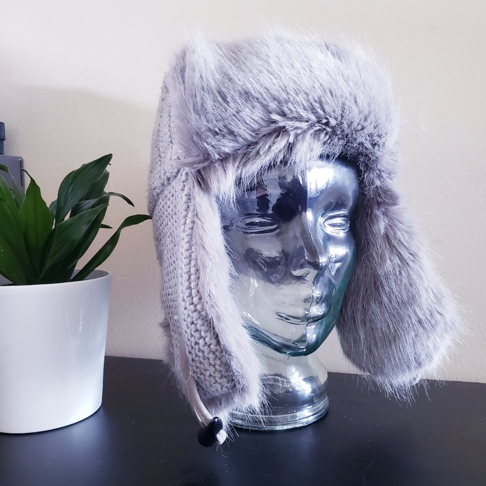 🏷Restoration Hardware RH NWOT Cashmere Wool Ushanka Aviator Hat - S/M($129 USD)